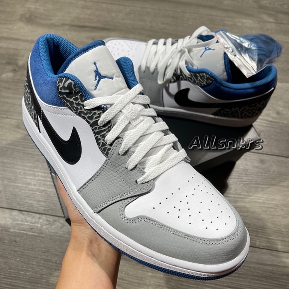 Air Jordan 1 Low 💙🤍🖤Men’s - Picture 2 of 11